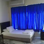 ホテル Blu *